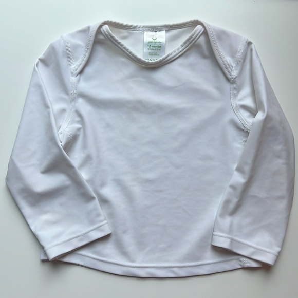 Bundle of i play. by green sprouts Easy-on Rash Guard Shirts - 12 Months - Picture 9 of 11